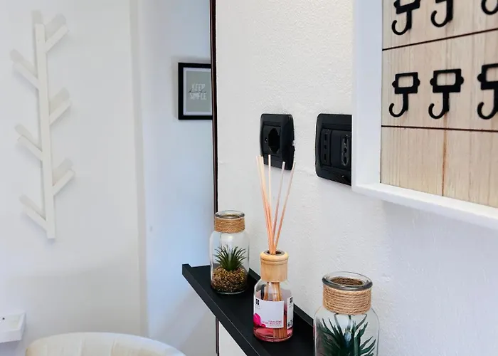 La Vie Est Belle Arona